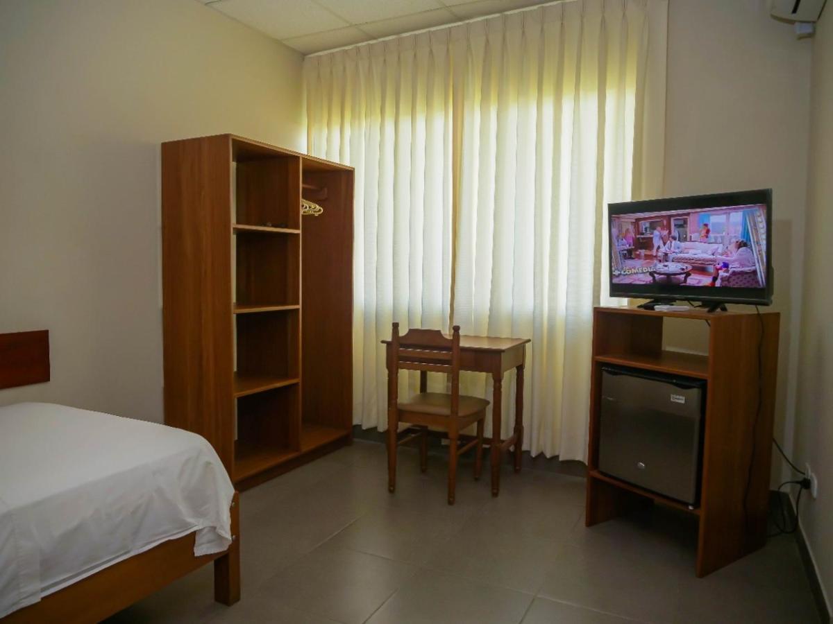 Grand Hotel Mercedes Pucallpa Exterior foto