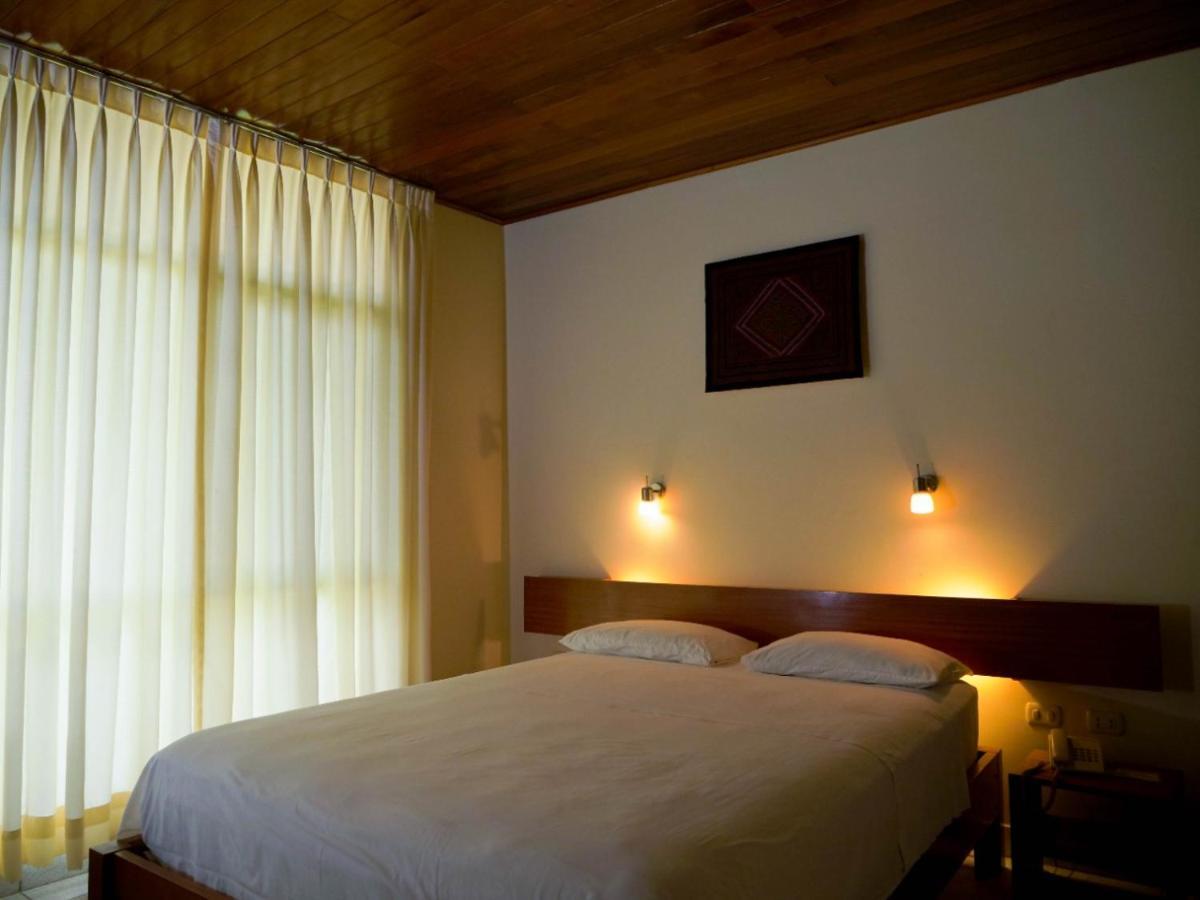 Grand Hotel Mercedes Pucallpa Exterior foto